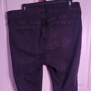 TORRID -BLACK PERFECT SKINNY ANKLE VINTAGE STRETCH